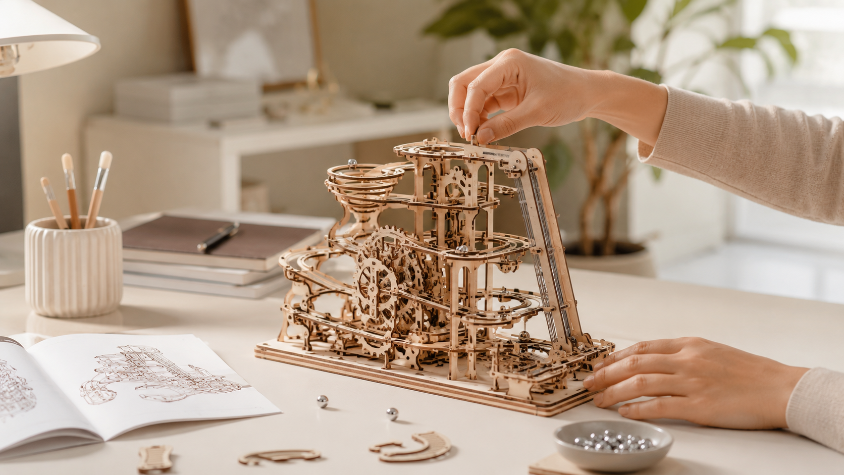 3D wooden puzzles and mechanical models